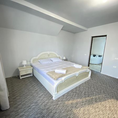 הוילה Casa Polen קומרניק מראה חיצוני תמונה