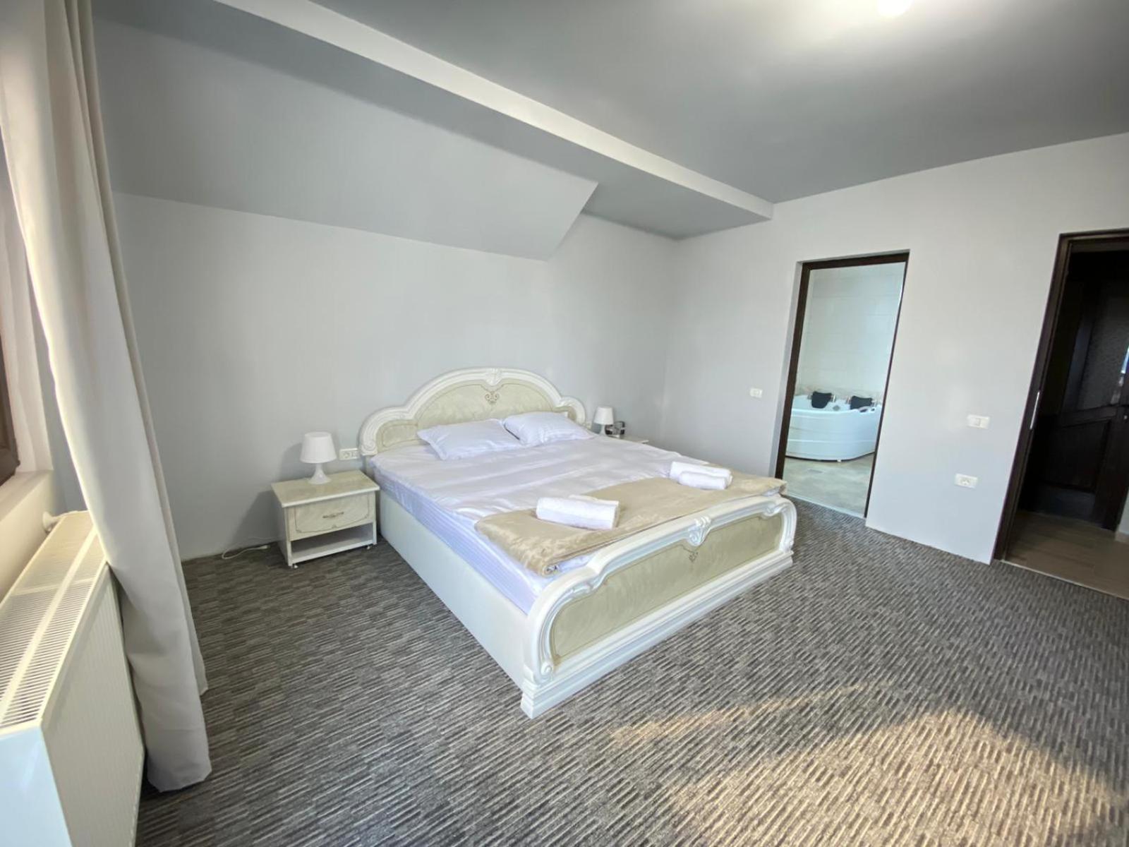 הוילה Casa Polen קומרניק מראה חיצוני תמונה